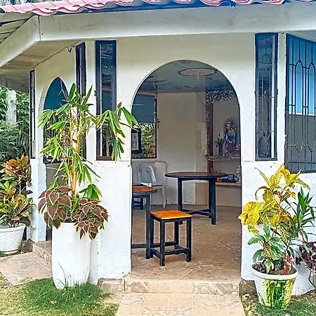 Reddoorz @ St Anthony Beach Resort